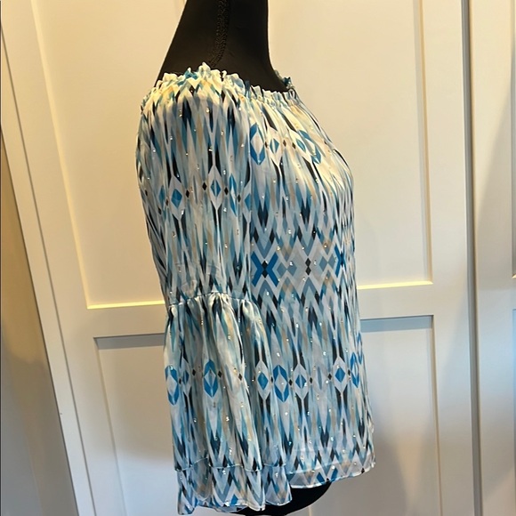 White House Black Market Blue Geometric Off/On-Shoulder Blouse S - Picture 8 of 9